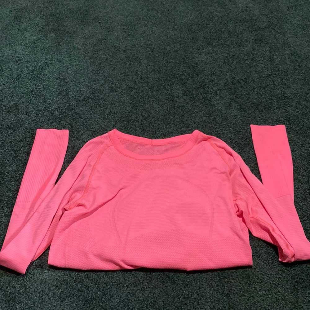 Lululemon coral swift long sleeve